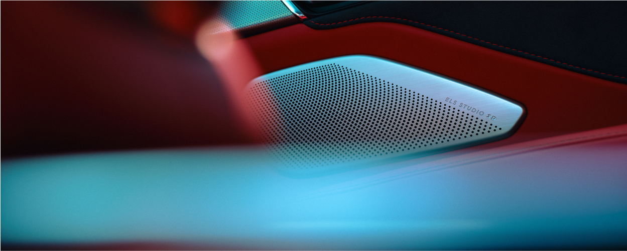 Gros plan sur le haut-parleur d’un RDX.